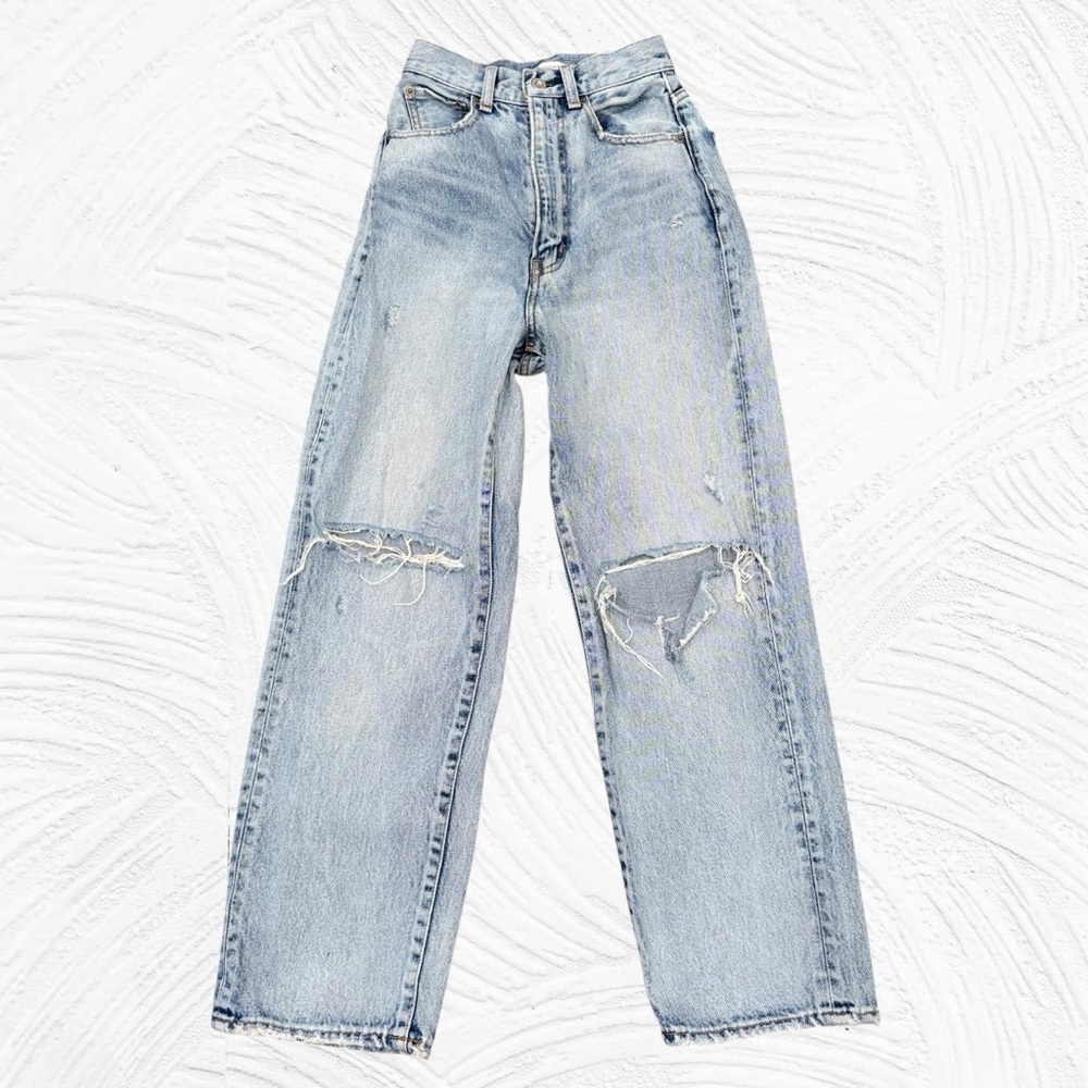Moussy High Waist‎ Crash Loose Denim Jean 
Sz 23(22X27.5) Distressed Knee Cotton